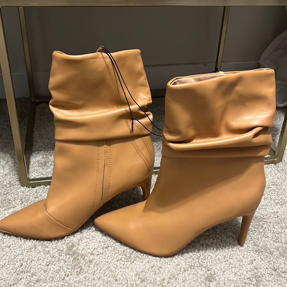 EXPRESS FAUX LEATHER BOOTS - CAMEL SIZE 9 - NWT